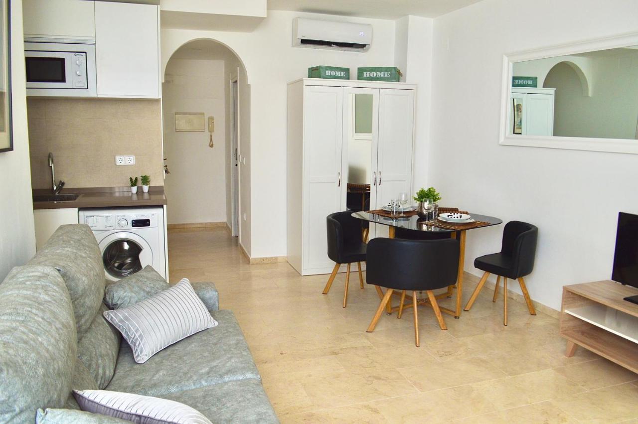 Appartement Apartamento Adriana. Céntrico, a 50m de la playa. à Fuengirola Extérieur photo